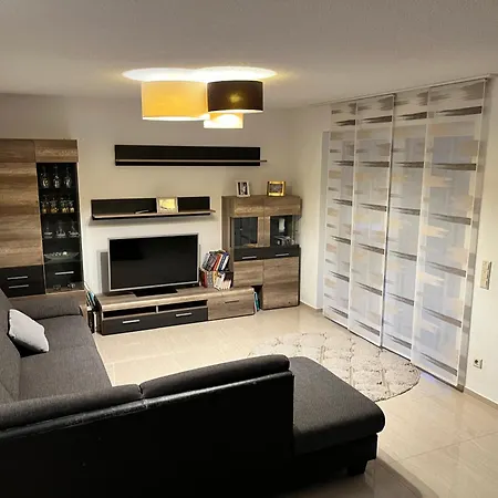 Erdgeschosswohnung *